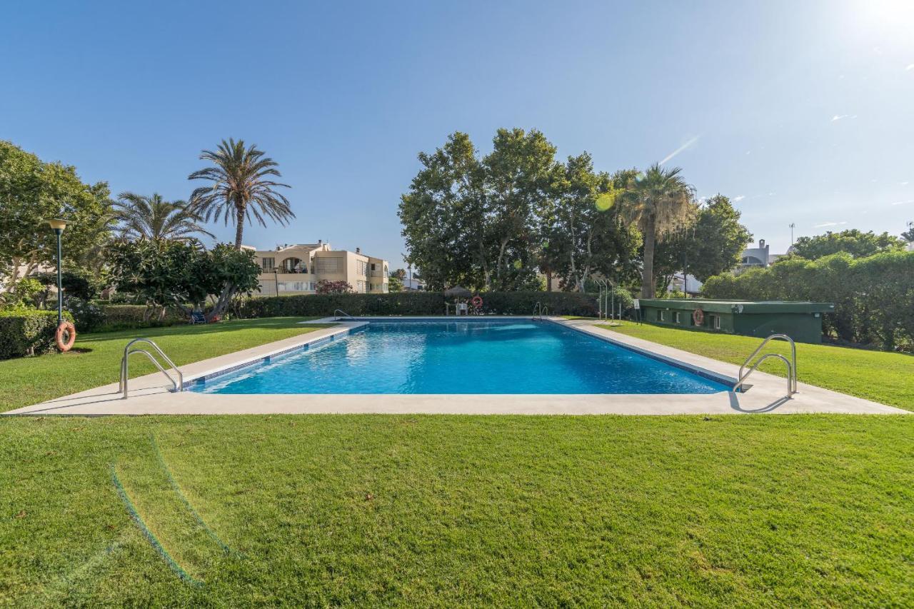 Suite Homes Hesperides Garden Beach Malaga Exterior photo